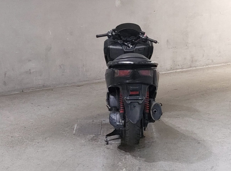 Мотоцикл Honda FORZA SI з пробігом 21251 km