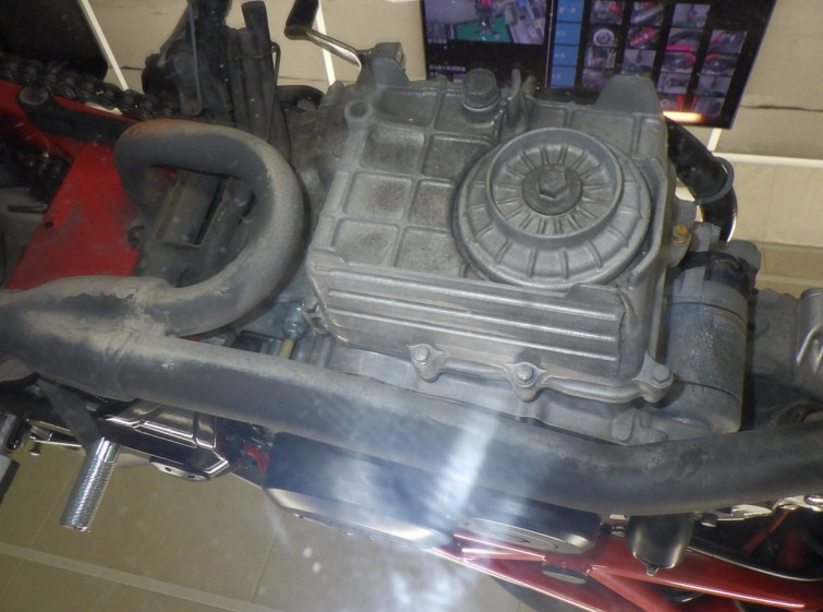 Мотоцикл Honda VTR250 з пробігом 36795 km