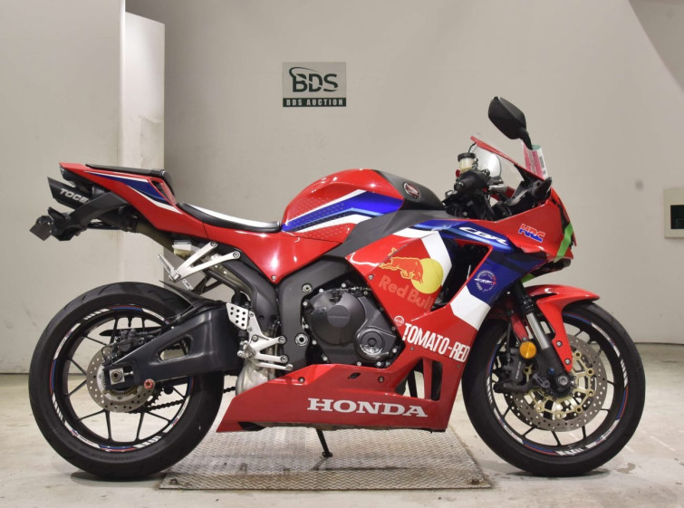 Мотоцикл Honda CBR600RR з пробігом 17384 km