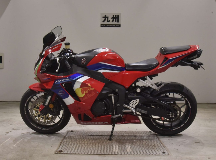 Мотоцикл Honda CBR600RR з пробігом 17384 km