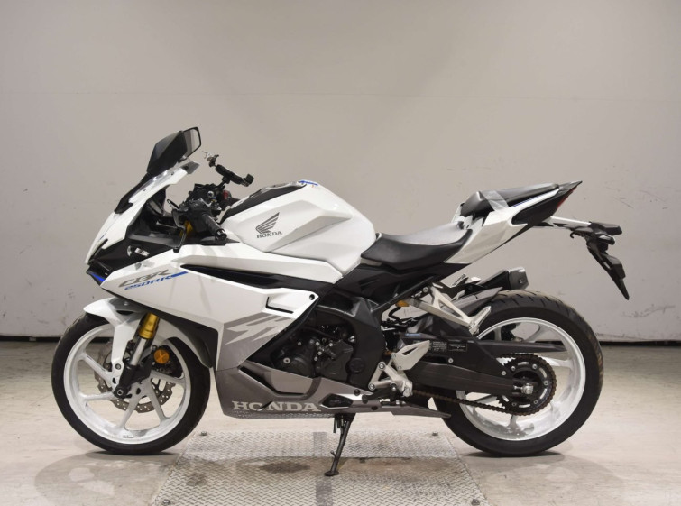 Мотоцикл Honda CBR250RRA з пробігом 7586 km