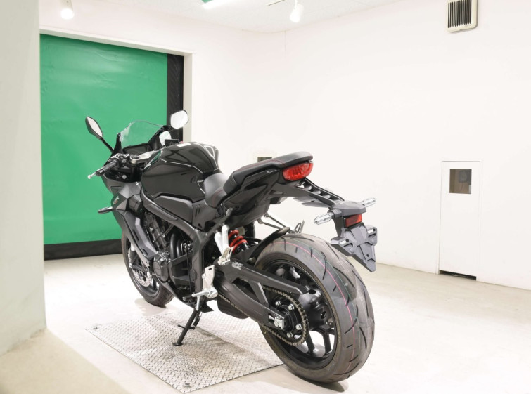 Мотоцикл Honda CBR650R