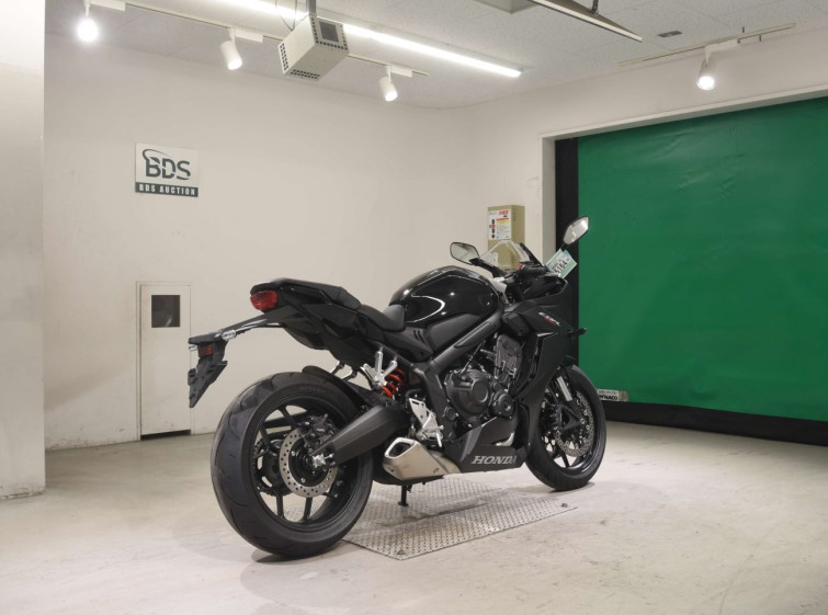 Мотоцикл Honda CBR650R
