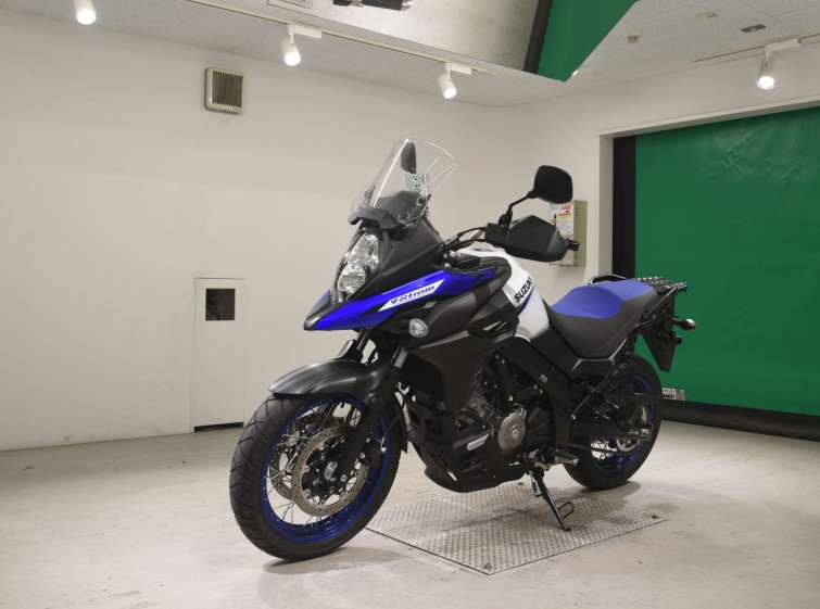 Мотоцикл Suzuki V-STROM DL650XTA с пробегом 2804 km