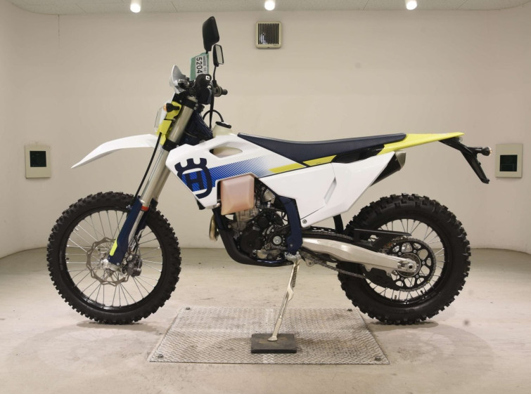 Мотоцикл Husqvarna FE250