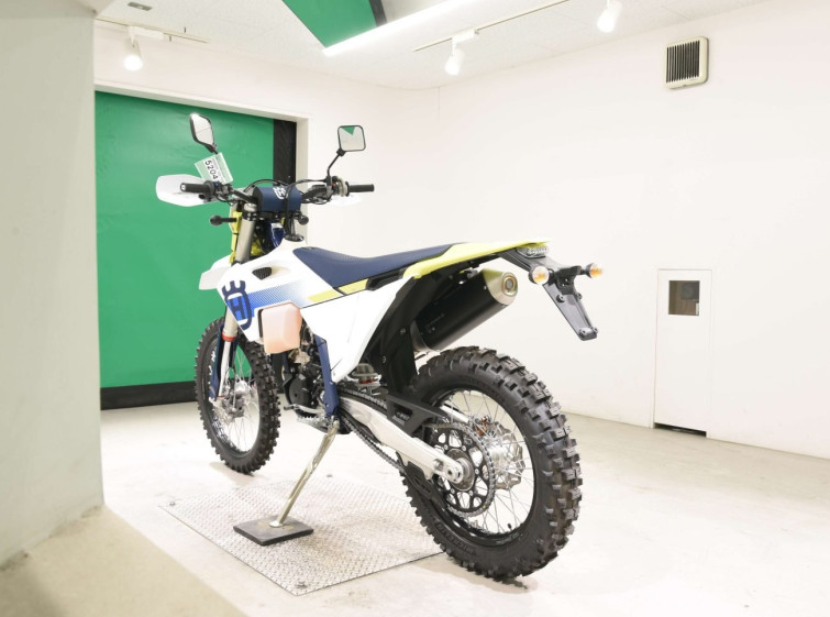 Мотоцикл Husqvarna FE250