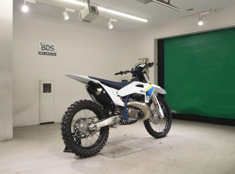 Мотоцикл Husqvarna TC250