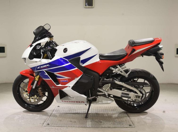 Мотоцикл Honda CBR600RR з пробігом 21500 km