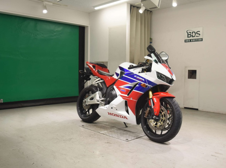 Мотоцикл Honda CBR600RR з пробігом 21500 km