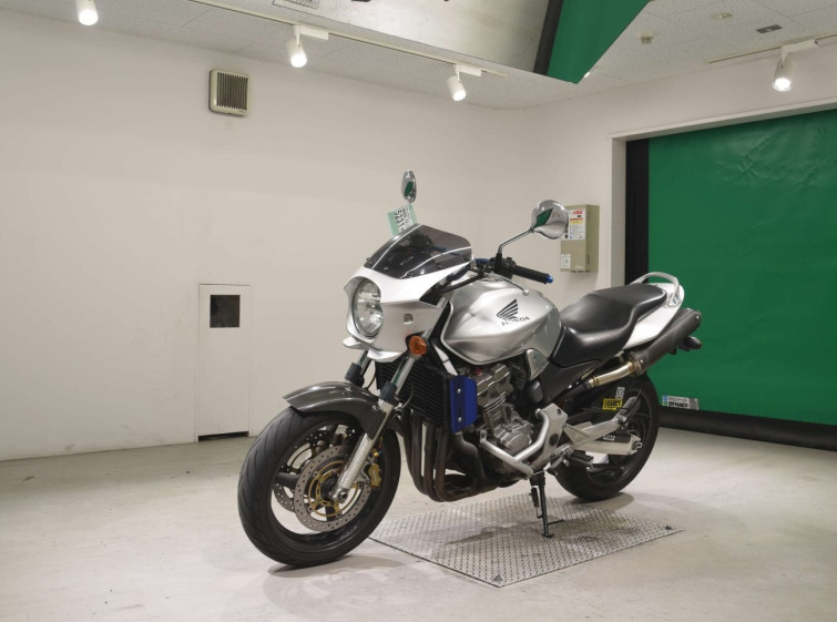 Мотоцикл Honda HORNET CB900F з пробігом 32279 km
