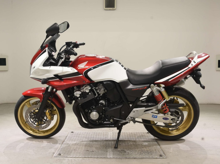 Мотоцикл Honda CB400SFV BOLDOR с пробегом 18963 km