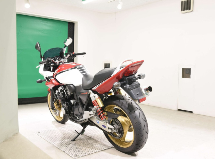 Мотоцикл Honda CB400SFV BOLDOR с пробегом 18963 km