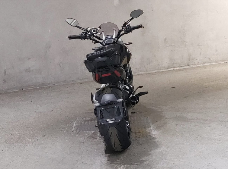 Мотоцикл Ducati X DIAVEL S з пробігом 9460 km