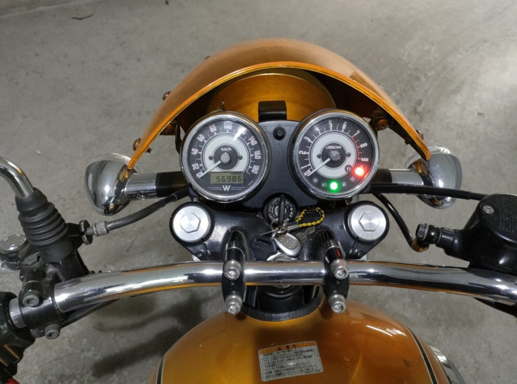 Мотоцикл Kawasaki W800 з пробігом 56986 km