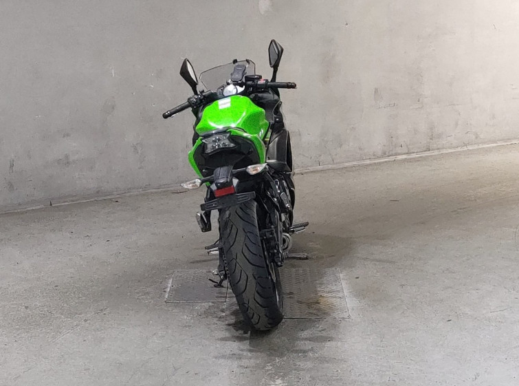 Мотоцикл Kawasaki NINJA650 з пробігом 27226 km