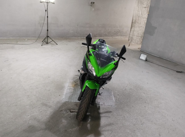 Мотоцикл Kawasaki NINJA650 з пробігом 27226 km