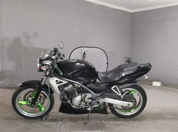 Мотоцикл Kawasaki BALIUS ZR250 з пробігом 7102 km