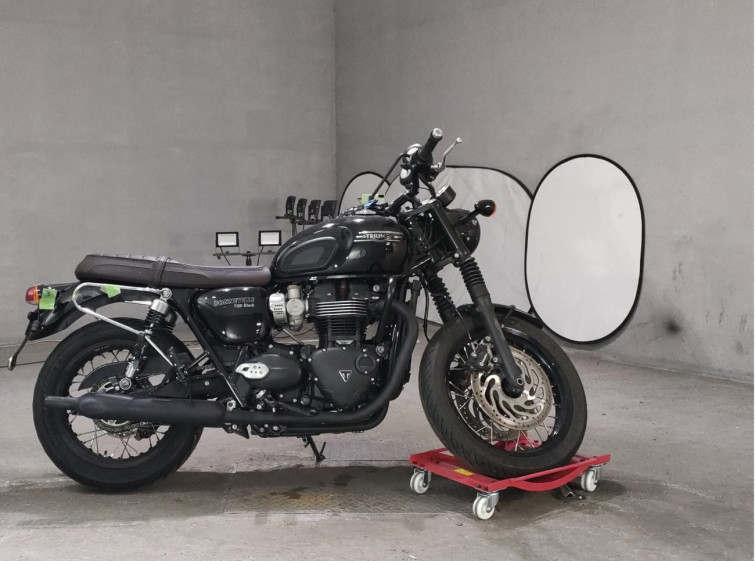 Мотоцикл Triumph T120 BONNEVILLE с пробегом 5410 km