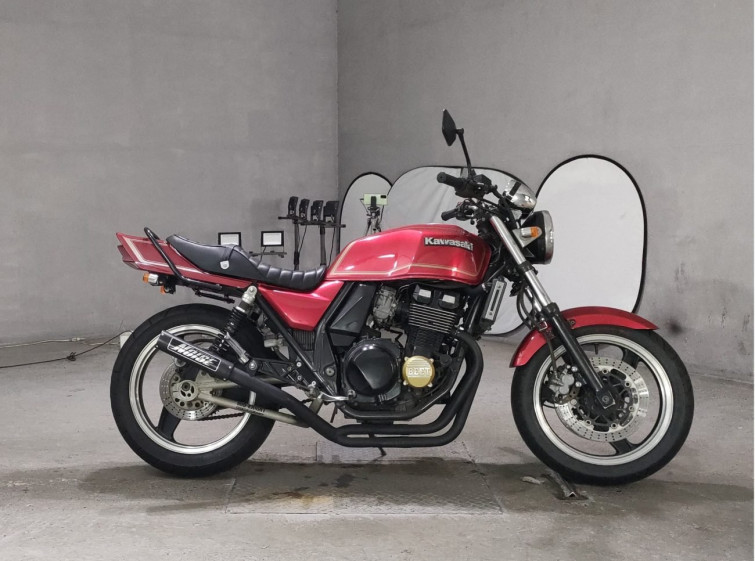 Мотоцикл Kawasaki ZRX400