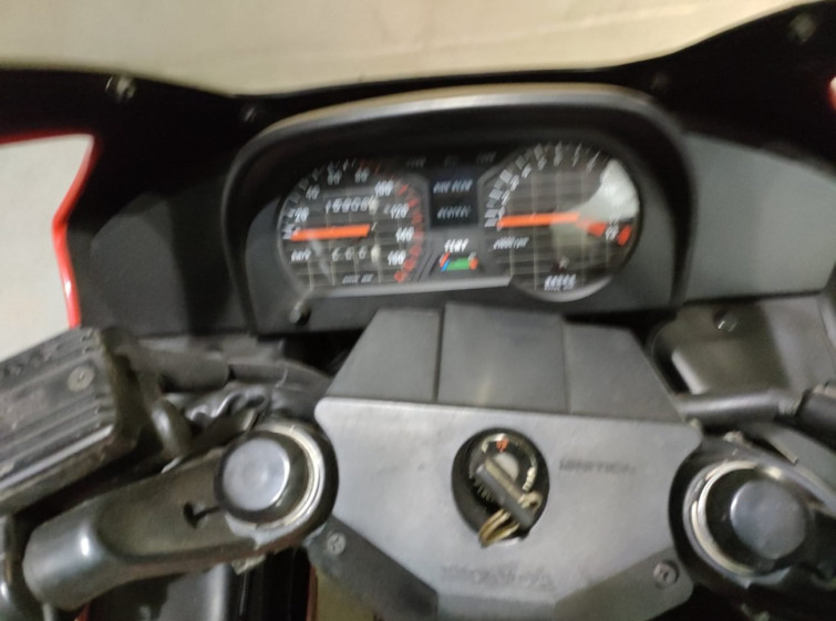 Мотоцикл Honda VT250F INTEGRA с пробегом 15908 km