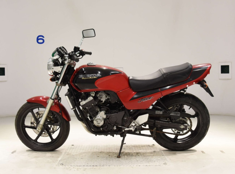 Мотоцикл Honda JADE CB250 з пробігом 5052 km