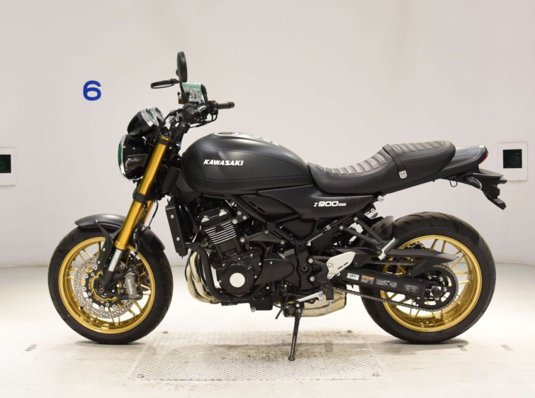 Мотоцикл Kawasaki Z900RS SE