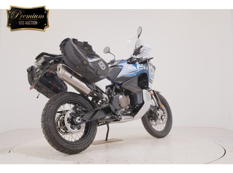 Мотоцикл Husqvarna NORDEN901 з пробігом 1 km