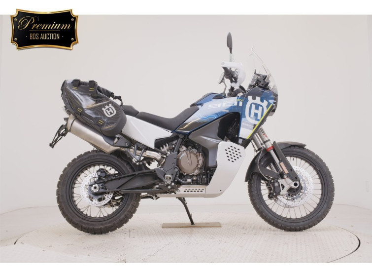 Мотоцикл Husqvarna NORDEN901 з пробігом 1 km