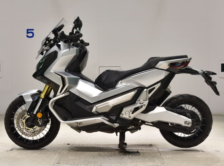 Мотоцикл Honda X-ADV750 з пробігом 39784 km
