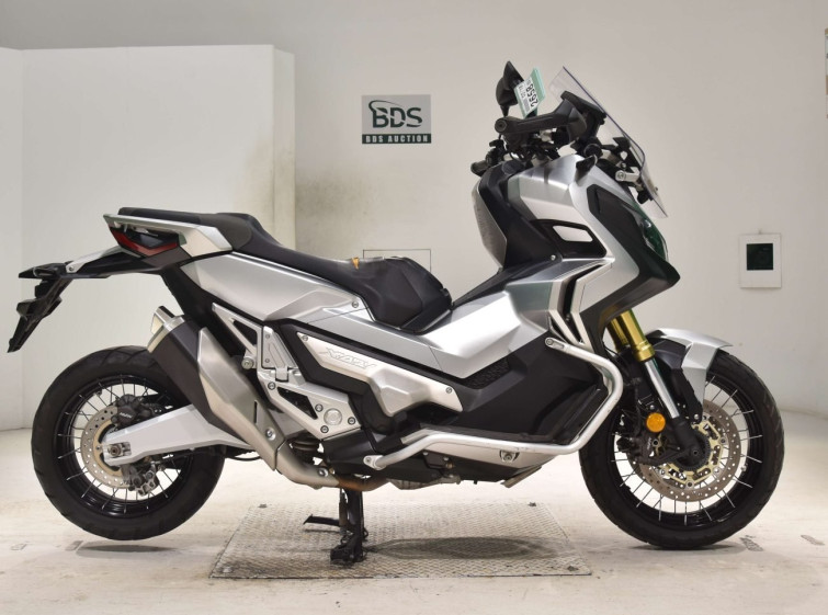 Мотоцикл Honda X-ADV750 з пробігом 39784 km