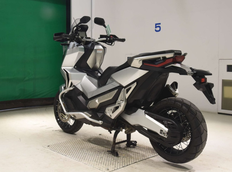 Мотоцикл Honda X-ADV750 з пробігом 39784 km