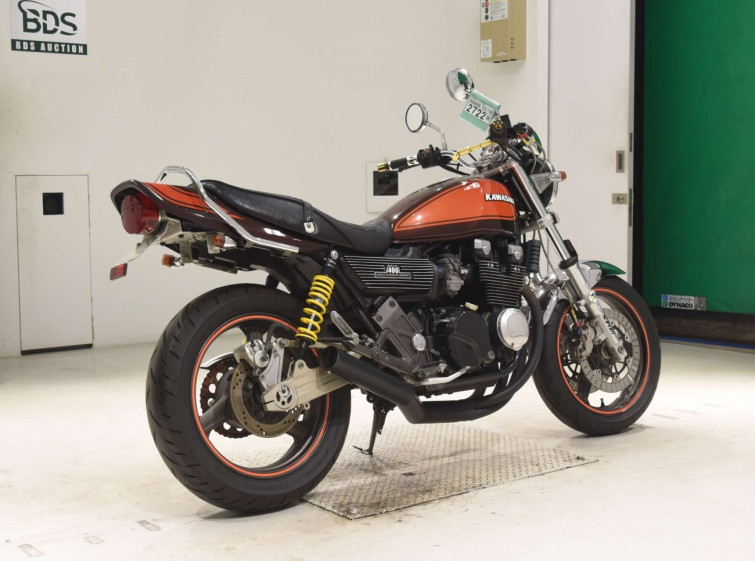 Мотоцикл Kawasaki ZEPHYR400