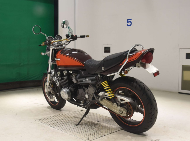 Мотоцикл Kawasaki ZEPHYR400