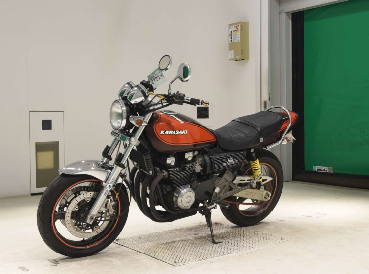 Мотоцикл Kawasaki ZEPHYR400