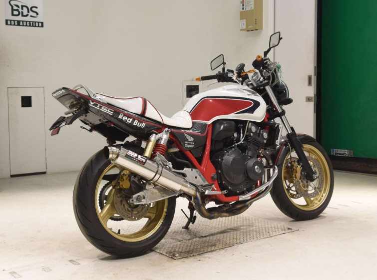 Мотоцикл Honda CB400SFV