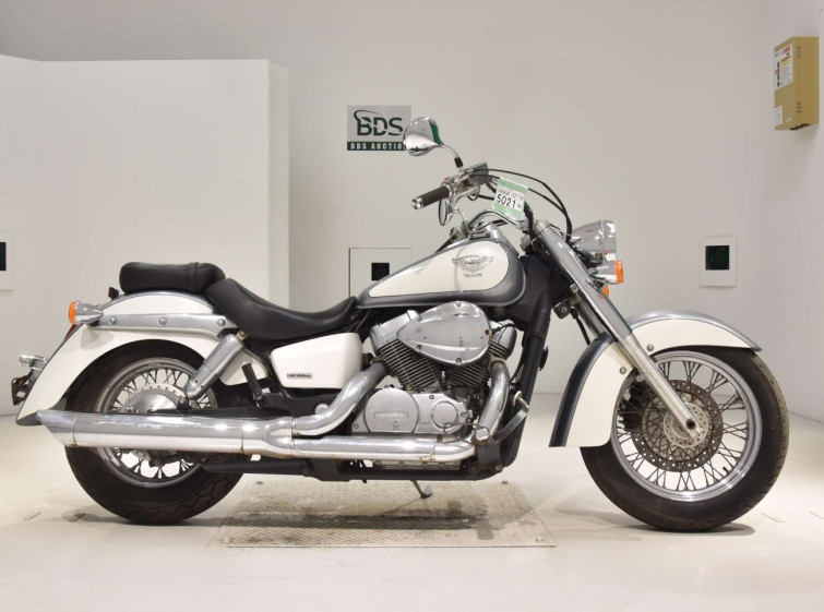 Мотоцикл Honda SHADOW750 з пробігом 9220 km