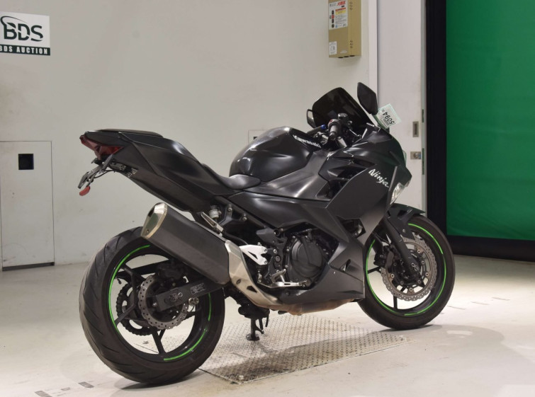 Мотоцикл Kawasaki NINJA400 з пробігом 15200 km