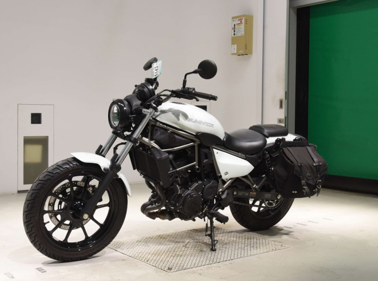 Мотоцикл Kawasaki ELIMINATOR400-3