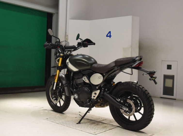 Мотоцикл Triumph scrambler 400x