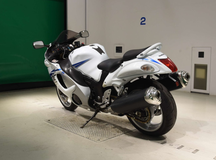 Мотоцикл Suzuki GSX1300R HAYABUSA