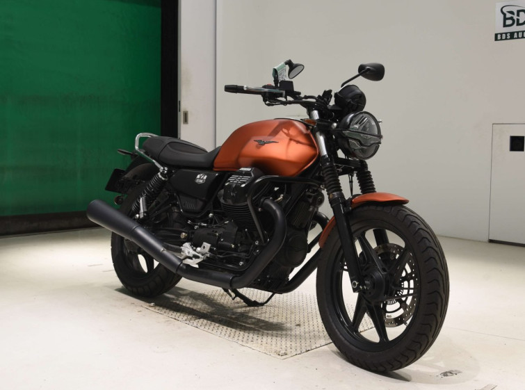 Мотоцикл Moto Guzzi V7 STONE