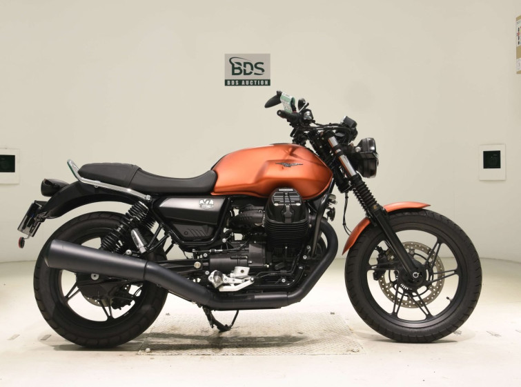 Мотоцикл Moto Guzzi V7 STONE