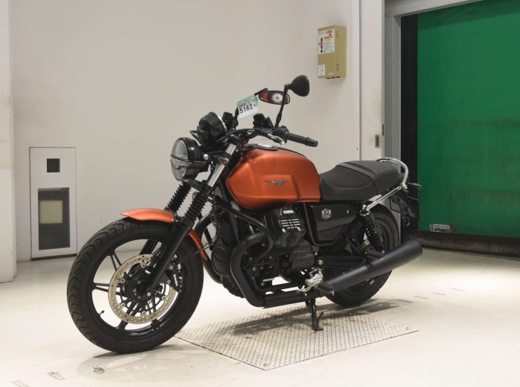 Мотоцикл Moto Guzzi V7 STONE