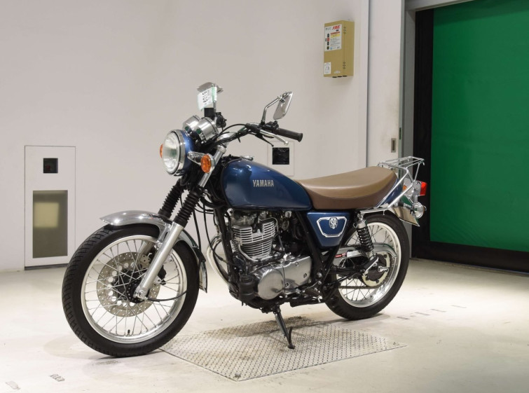 Мотоцикл Yamaha SR400 з пробігом 3631 km