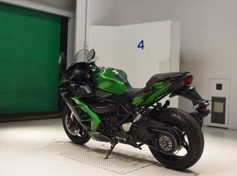 Мотоцикл Kawasaki NINJA H2 SX з пробігом 9078 km