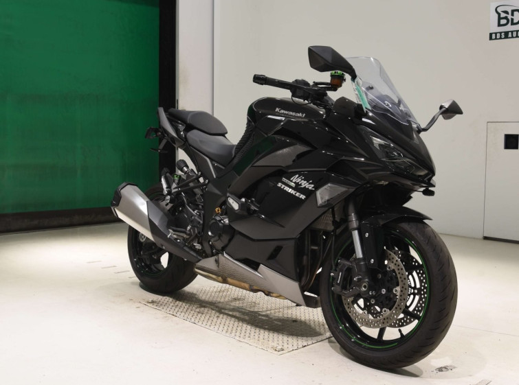Мотоцикл Kawasaki ninja 1000 sx с пробегом 5037 km