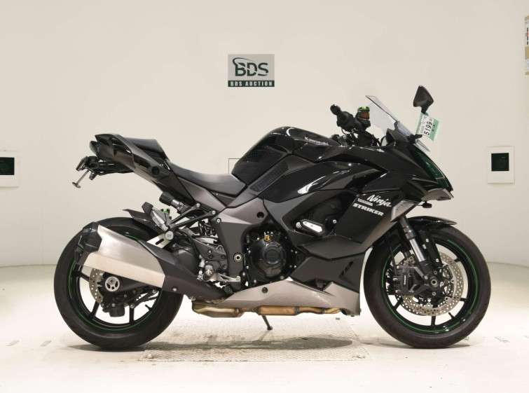 Мотоцикл Kawasaki ninja 1000 sx с пробегом 5037 km