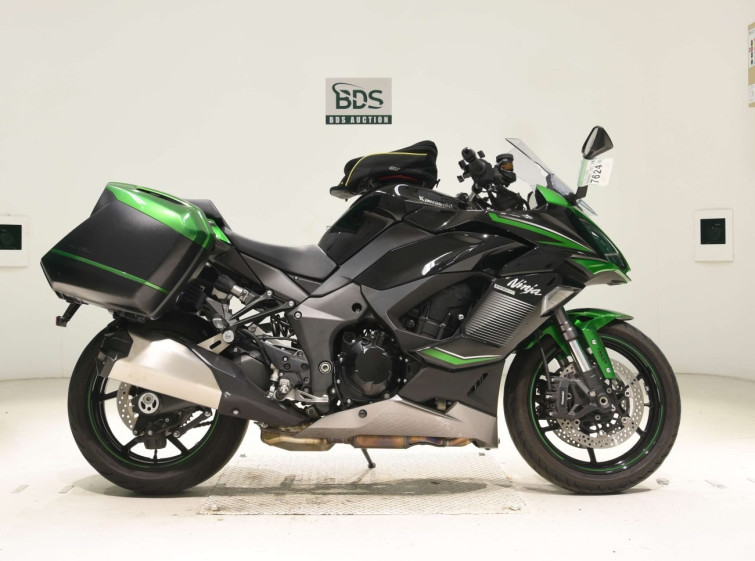 Мотоцикл Kawasaki ninja 1000 sx з пробігом 10828 km