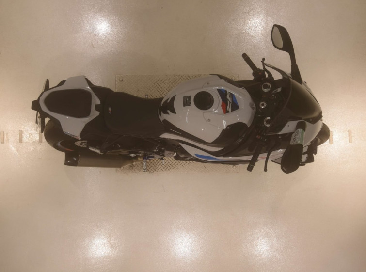 Мотоцикл BMW S1000RR з пробігом 1556 km