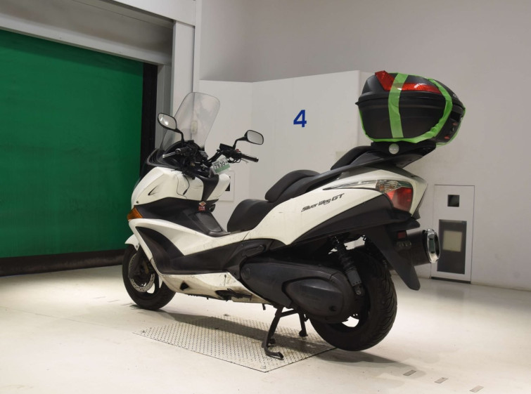 Мотоцикл Honda SILVERWING400GT с пробегом 75801 km